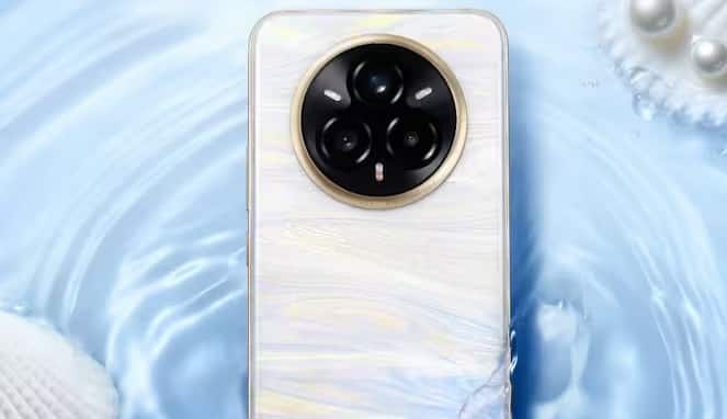 કંપનીએ આ સીરિઝ માટે માઇક્રોસાઇટ પણ લાઇવ પણ કરી દીધું છે. આ સાથે ફોનના કેટલાક ફીચર્સ પણ સામે આવ્યા છે. કંપનીએ તેના કલર વેરિઅન્ટની વિગતોની પણ પુષ્ટી કરી છે.