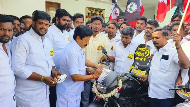 Who is that sir CV Shanmugam started the campaign by sticking stickers யார் அந்த சார்?.... களத்தில் இறங்கிய சி.வி. சண்முகம்