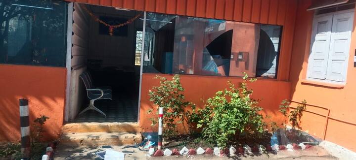 या स्फोटोनंतर बॉम्बशोधक पथक व श्वॉनपथक घटनास्थळी पोहोचले असून घटनास्थळाची पाहणी करण्यात आली