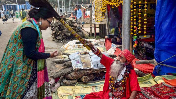 আশেপাশের হাসপাতাল মিলিয়ে ৫১৫টি বেডের ব্যবস্থা করা হয়েছে। সাগরে ICU-র ব্যবস্থাও থাকবে। জায়গায় জায়গায় প্রাথমিক চিকিৎসার ব্যবস্থা থাকছে। চিকিৎসক সহ নার্স থাকছে।  ১০০টি অ্যাম্বুলেন্স থাকছে।