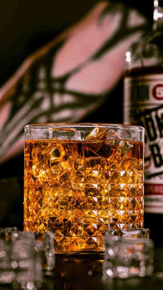 మందు తాగేప్పుడు తినకూడని ఫుడ్స్ ఇవే