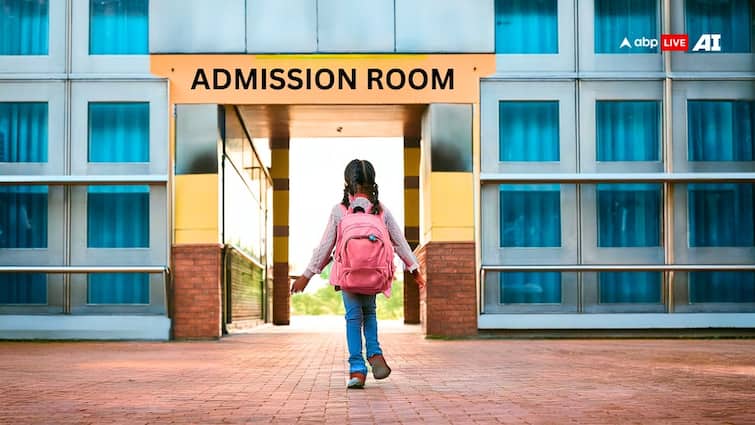 Why there was a decline of one crore in the admissions of Indian schools know in which year the maximum admissions took place स्कूलों के एडमिशन में क्यों आई एक करोड़ की गिरावट, जानें किस साल हुए सबसे ज्यादा दाखिले