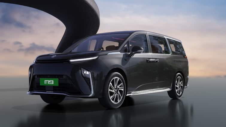 MG9 To Be Most Luxurious Electric MPV, Debut At Bharat Mobility Global Expo