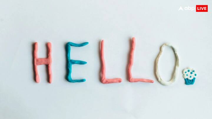 एडिसन ने ही वर्ष 1877 में हेलो बोलने का प्रस्ताव रखा था. पिट्सबर्ग की सेंट्रल डिस्ट्रिक्ट एंड प्रिंटिंग टेलीग्राफ कंपनी के अध्यक्ष टीबीए स्मिथ को उन्होंने लिखा कि टेलीफोन पर स्वागत शब्द के रूप में हेलो का इस्तेमाल करना चाहिए, जिसके बाद उनके इस प्रस्ताव को मान लिया गया था. उन समय फिर टेलीफोन एक्सचेंज में काम करने वाली ऑपरेटरों को ‘हेलो गर्ल्स’ कहा जाता था.