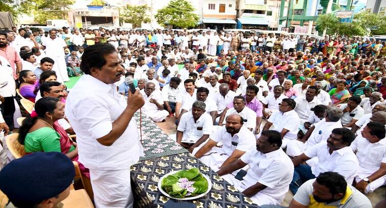 Madurai engulfed  tungsten protest minister moorthy went to the villages tnn Tungsten Protest: போராட்டத்தால் குலுங்கிய மதுரை ; கிராமங்களுக்கே நேரில் சென்ற அமைச்சர்