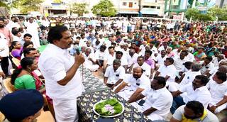Tungsten Protest: போராட்டத்தால் குலுங்கிய மதுரை ; கிராமங்களுக்கே நேரில் சென்ற அமைச்சர்