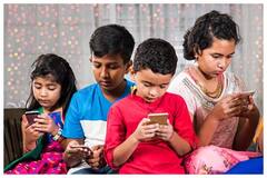 Instagram-Facebook चलाना हो सकता है मुश्किल! सरकार ने निकाला ऐसा प्लान जिसमें परमिशन लेना होगा जरूरी