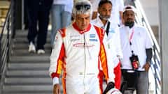 Ajith Kumar : ரேஸ் டிராக்கில் சிங்கம் போல் உலா வரும்  அஜித்..ஒவ்வொரு ஃபோட்டோவும் மிரட்டுதே