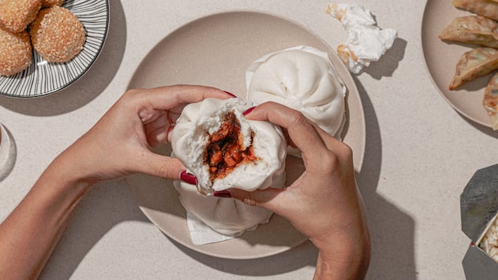 5. Baozi Momos: The Baozi Momo`s came from Chinese bao buns and have a fluffy, soft filling. These momos are a little larger than the regular ones and have various savory fillings including spiced meats well as vegetables.  (Image Source: Canva)