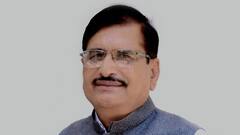 चाचा राजपाल सिंह के निधन पर भावुक अखिलेश यादव, डिंपल ने दी श्रद्धांजलि, सैफई में अंतिम दर्शन के लिए पहुंचे लोग