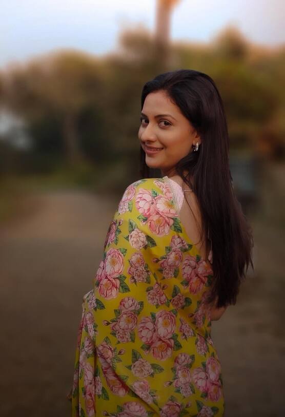 अभिनेत्री तेजश्री प्रधान मालिका सोडल्यानंतर सोशल इंस्टाग्राम पोस्टमध्ये लिहिलंय, 