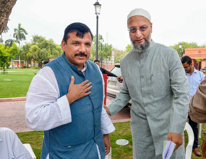 ओवैसी के उम्मीदवारों से ध्रुवीकरण की आशंका जताई जा रही है, जिससे केजरीवाल की पार्टी को काफी नुकसान उठाना पड़ सकता है. साल 2013 से अधिकतर वोटर्स आम आदमी पार्टी का साथ देते रहे हैं. दिल्ली की तीन हाई प्रोफाइल सीट जहां से आम आदमी पार्टी के बड़े चेहरे चुनावी मैदान में हैं, वहां AIMIM उम्मीदवार उतारने जा रही है.