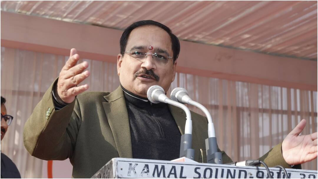 Delhi assembly election 2025 virendra sachdeva asked why cm atishi does not reside in her allocated bunglow ann 'यहां उनके राजनीतिक साथी रहते हैं वह खुद...', CM आतिशी को आवंटित बंगले को लेकर वीरेंद्र सचदेवा का दावा