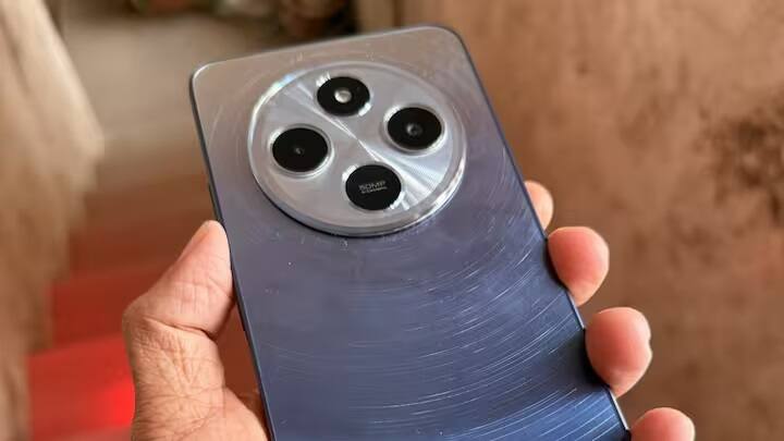 આજે એટલે કે 6 જાન્યુઆરીએ Redmi 14C 5G રજૂ થવા જઈ રહ્યું છે. રિપોર્ટ્સ અનુસાર, Redmi 14C 5G એ Redmi 14Rનું રિબ્રાન્ડેડ વર્ઝન સિવાય બીજું કંઈ નથી. તેને હાલમાં જ ચીનમાં લૉન્ચ કરવામાં આવ્યું છે.