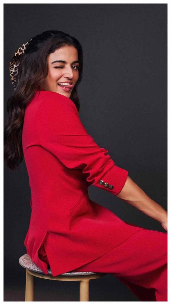 वामिका के ये लुक्स हो रहे हैं वायरल, इनमें से कुछ आप भी कर सकती हैं ट्राय