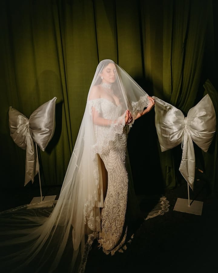 From their cocktail party to their Mehendi and wedding rituals, Armaan and Aashna’s celebrations embodied love, elegance, and impeccable style.