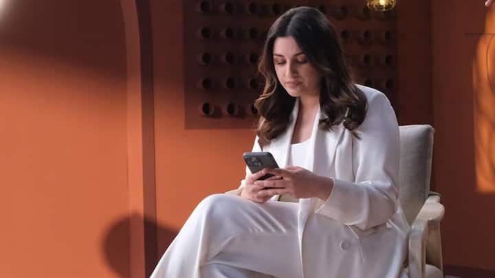 Parineeti shone in an all-white blazer and pants co-ord paired with a simple crop top. The double-breasted blazer has a peak lapel collar and jetted pockets. It is an ensemble that perfectly combines elegance and practicality. (Image source: Instagram/ parineetichopra)