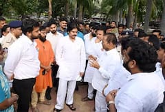 Pawan Kalyan Comments On Tirumala Stampede: టీటీడీ ఛైర్మన్ గారూ మేల్కొండి- వి.ఐ.పి.లపై కాదు సామాన్యుల దర్శనాలపై దృష్టి పెట్టండి: పవన్