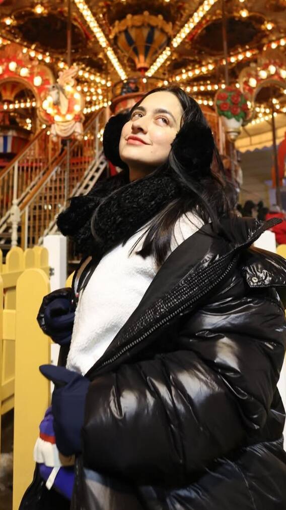 Sanjeeda Shaikh Drops Snowy Winter Pics From Vacay In Russia