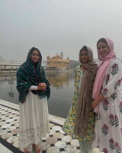 Ananya Panday Seeks Blessings With Family At The Golden Temple, See Pics