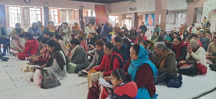 कांस्य से बनने वाली इस मूर्ति में 28 करोड़ रुपये का खर्च आएगा. उन्होंने कहा कि कांस्य लगातार महंगा भी हो रहा है. ऐसे में अगर इसमें देरी की जाएगी, तो आने वाले वक्त में लागत बढ़ती जाएगी.