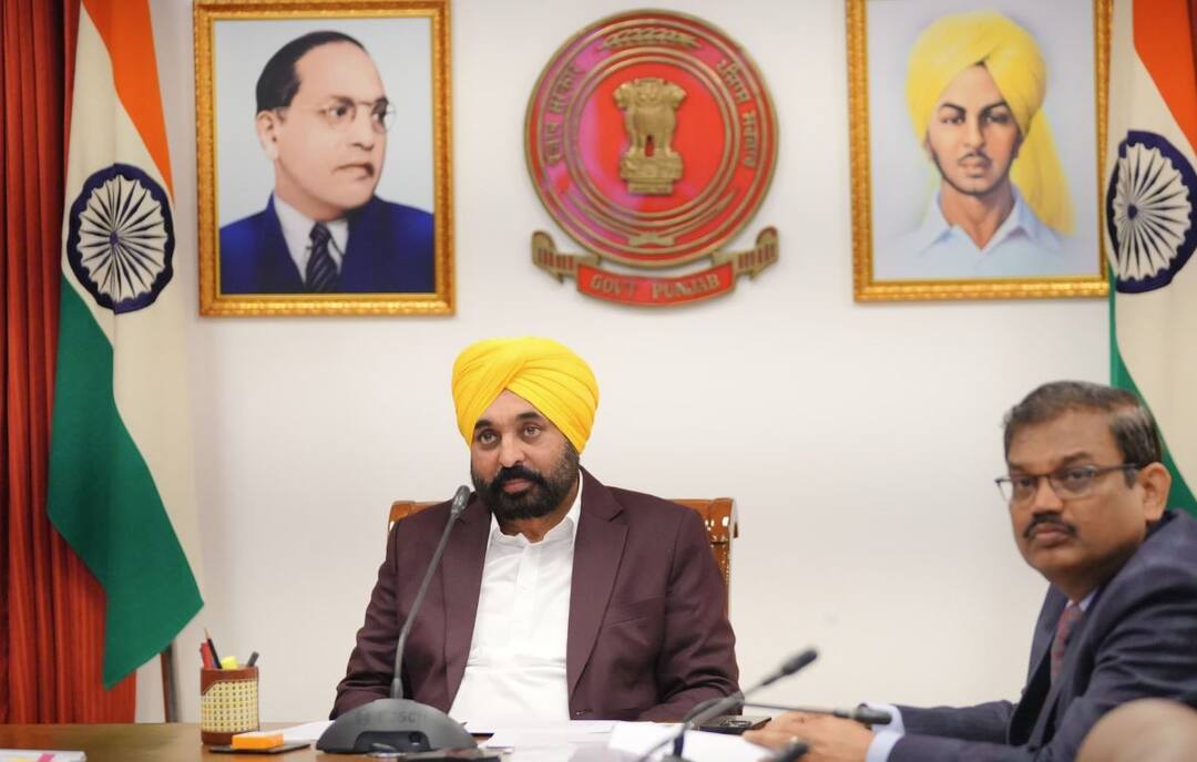CM Mann raised the issue of drug smuggling from across the border with the Home Minister CM ਮਾਨ ਨੇ ਗ੍ਰਹਿ ਮੰਤਰੀ ਕੋਲ ਸਰਹੱਦ ਪਾਰੋਂ ਨਸ਼ਾ ਤਸਕਰੀ ਦਾ ਚੁੱਕਿਆ ਮੁੱਦਾ, ਕਿਹਾ- ਕੇਂਦਰ ਦਾ ਸਮਰਥਨ ਜ਼ਰੂਰੀ