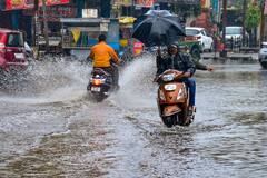 Weather Forecast: आज से बदल जाएगा दिल्ली-यूपी का मौसम, आंधी-तूफान और शीतलहर का अलर्ट, जानें मौसम का हाल