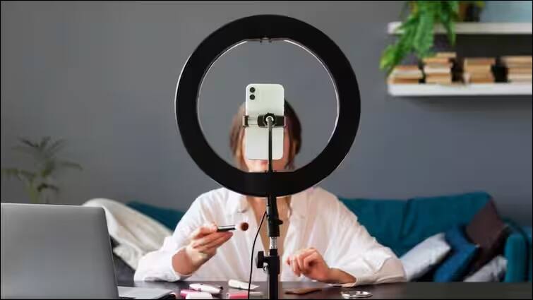 YouTube પર વીડિયો પબ્લિશ કર્યાં વિના પણ કરી શકો છો કમાણી, આ કંપની આપે છે મોટી રકમ You can earn money even without publishing videos on YouTube, this company offers a huge amount YouTube પર વીડિયો પબ્લિશ કર્યાં વિના પણ કરી શકો છો કમાણી, આ કંપની આપે છે મોટી રકમ