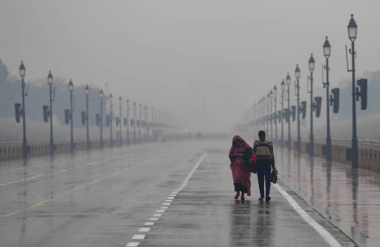 Delhi Weather Forecast News: Light Rain In Delhi, IMD Issues Yellow Alert