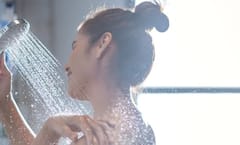 શિયાળામાં વધારે ગરમ ​​પાણીથી ન્હાવાથી બીમાર થઈ શકો, જાણો કઈ રીતે?