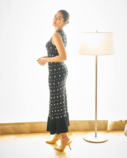 PICS: Mira Kapoor Looks Jaw-Dropping In Black Dress Adorned With Metallic  Accents
