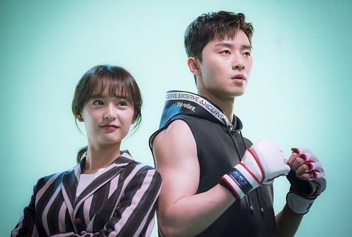Fight for My Way: Dong-man (Park Seo-joon) and Ae-ra (Kim Ji-won), childhood friends with big dreams, face life’s challenges years later. Ae-ra wants to be an announcer, while Dong-man is a former taekwondo fighter. As they navigate struggles, they begin to develop feelings for each other.