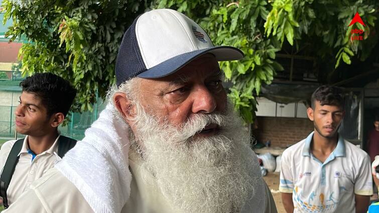 Yograj Singh accused Kapil Dev of intentionally dropping him because of him being close to Sunil Gavaskar Yograj Singh: আগ্নেয়াস্ত্র হাতে কপিল দেবের বাড়িতে ছুটেছিলেন যুবরাজের বাবা যোগরাজ! কিন্তু কেন?