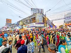 Pongal 2025: புதுச்சேரியில் பொங்கல் கொண்டாட கடைவீதிகளில் குவிந்த மக்கள்