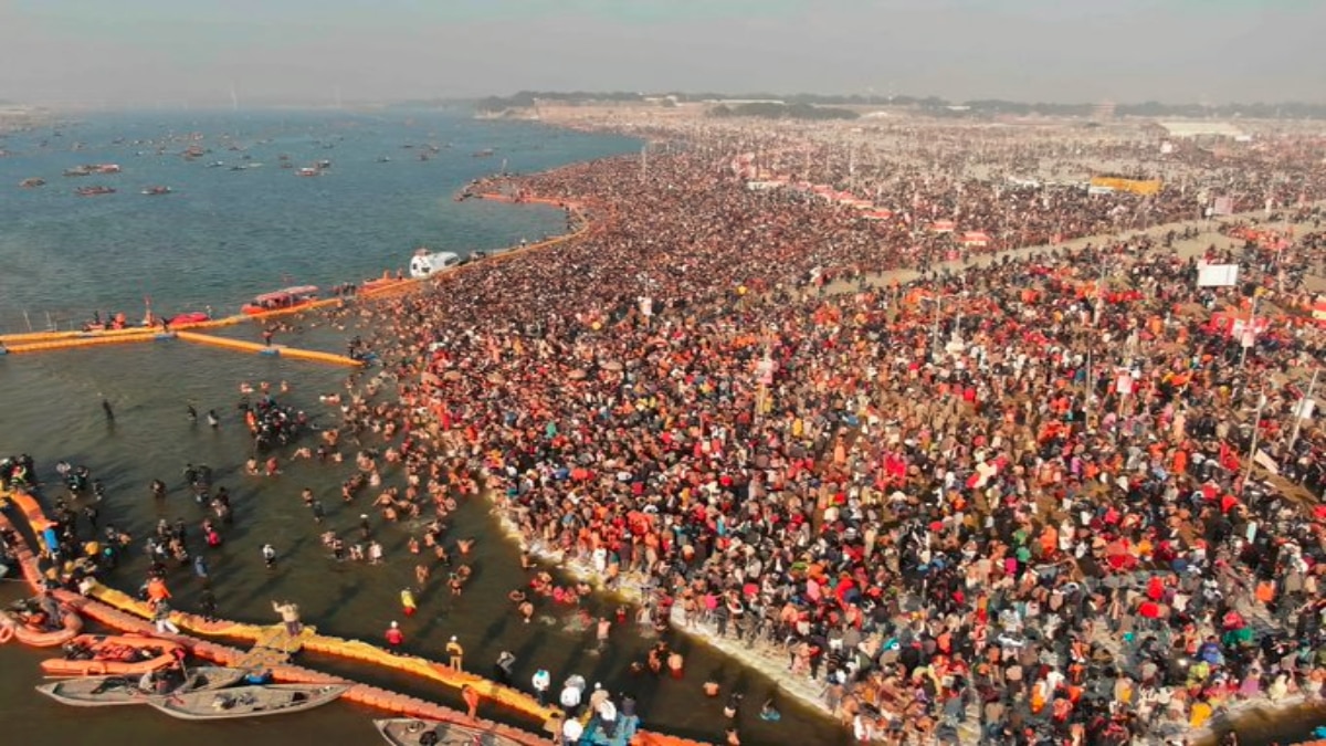 Kumbh mela: గత జన్మలో భారత్‌లో పుట్టానేమో- కుంభమేళాలో విదేశీ భక్తురాలి ఆసక్తికర వ్యాఖ్యలు