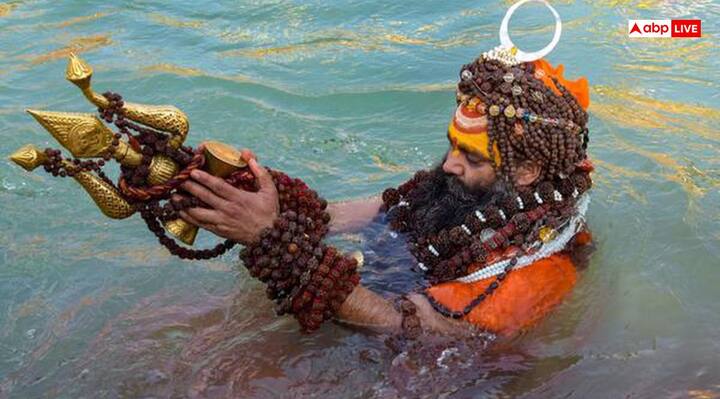 Prayagraj Mahakumbh has started today from 13th January, which will conclude on Mahashivratri on 26th February 2025. Today, on the day of Paush Purnima, the first royal bath will be held.