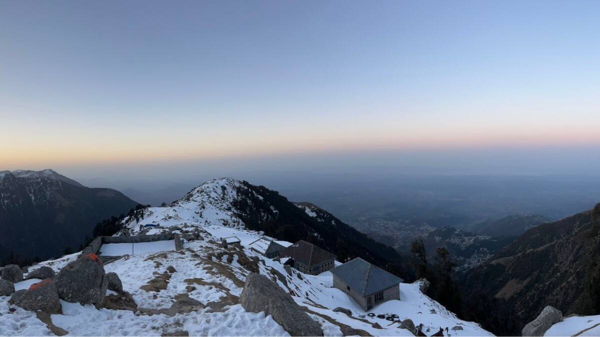 (Image Source: Twitter/ khurafatijaat)