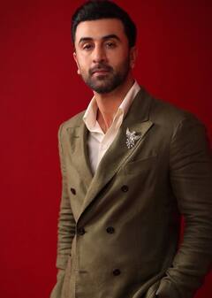 शेयर मार्केट से बंपर कमाई करते हैं आलिया-रणबीर जैसे बॉलीवुड सेलेब्स, जानें कहां-कहां किया है इन्वेस्ट