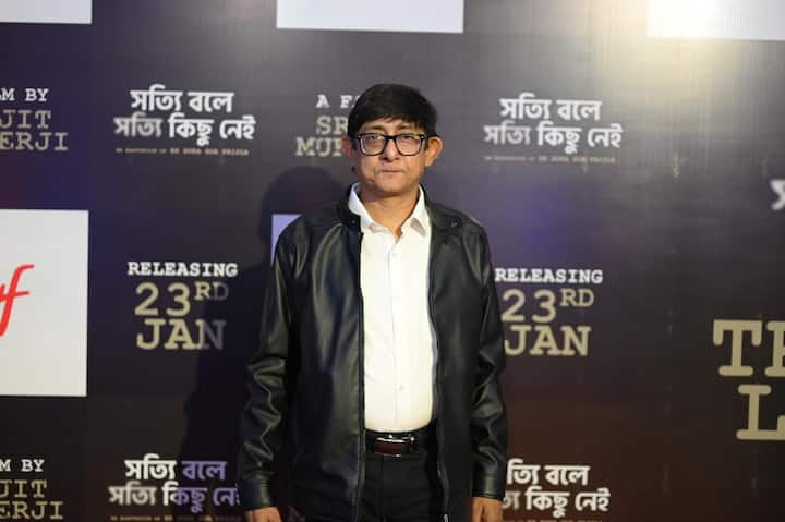 'রুকা হুয়া এক ফয়সালা' ছবিটি থেকেই এই সিনেমার প্রেক্ষাপট নেওয়া হয়েছে। গল্পও বোনা হয়েছে সেই আদলেই।