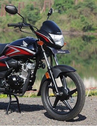 66900 'ਚ ਘਰ ਲਿਆਓ ਇਹ ਹੌਂਡਾ ਬਾਈਕ, 585km ਨਾਲ ਫੜ੍ਹਦੀ ਰਫਤਾਰ...