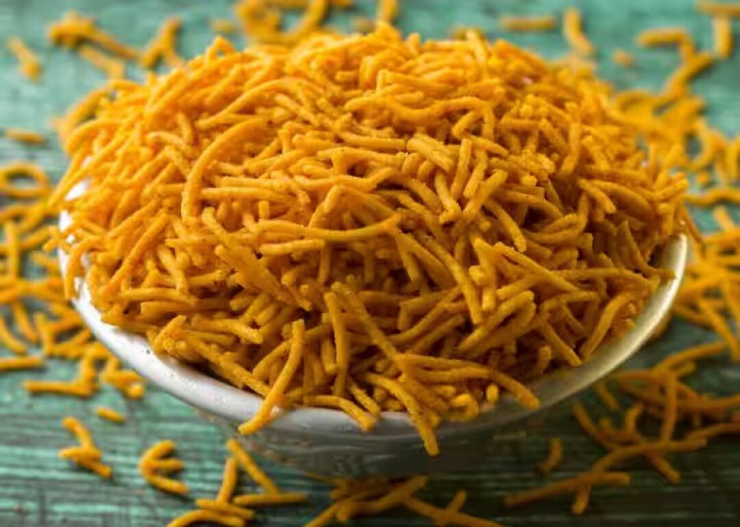 Health Tips: જો આપ વારંવાર બટાટાની તળેલી વસ્તુઓ ખાવો છો તો જાણી લો શરીર પર શું થાય છે અસર If you frequently eat fried foods, then know what effect it has on the body Health Tips: જો આપ વારંવાર બટાટાની તળેલી વસ્તુઓ ખાવો છો તો જાણી લો શરીર પર શું થાય છે અસર