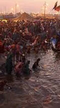 Mahakumbh 2025: परिवार के साथ कुंभ में डुबकी लगाने जर्मनी से प्रयागराज पहुंचे जितेश | ABP SHORTS