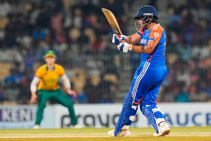 Playing for Team A, Shefali scored 115 runs in 70 balls with the help of 14 fours and 6 sixes.