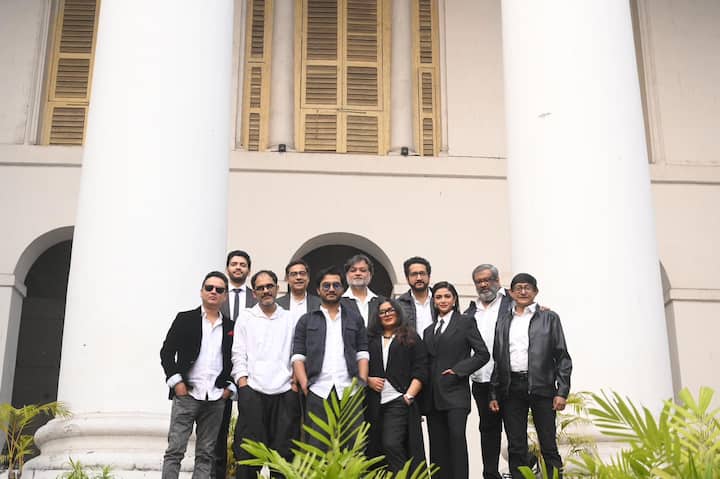 ২৩ জানুয়ারি, ২০২৫ সালে মুক্তি পাওয়ার কথা এই ছবিটি। ছবিটিতে মোট ১২ জন নামজাদা অভিনেতা অভিনেত্রীরা রয়েছেন।