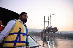 Eknath Shinde : कोयना पात्रातील बोटीसाठी स्वतंत्र नियमावली तयार करा, नवीन पर्यटन विकासासाठीच्या कामांना गती द्या; एकनाथ शिंदेंचे निर्देश
