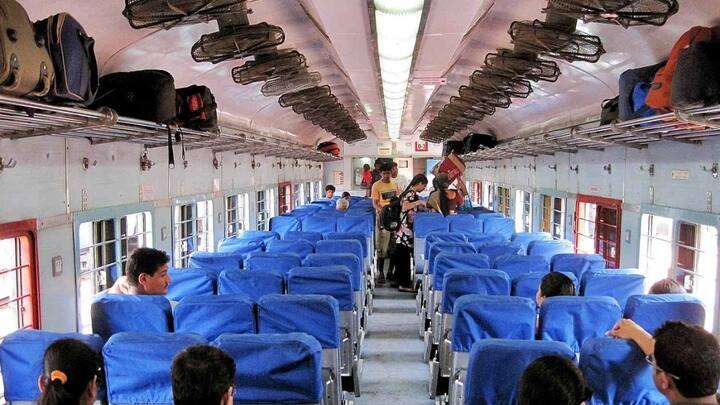 यानी अगर भारतीय रेलवे की कोई गलती होती है. जिस वजह से किसी यात्री की मौत हो जाती है. तो फिर ऐसे में भारतीय रेलवे को मुआवजा दिया जाता है. इसके लिए पूरी प्रक्रिया फॉलो करनी पड़ती है. तब जाकर मुआवजा मिलता है.