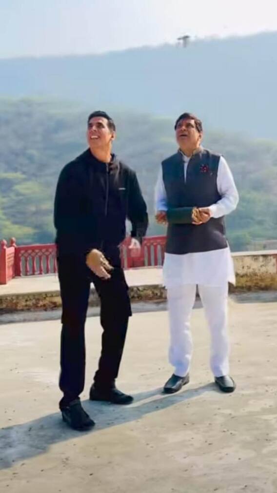 भूत बंगला के सेट पर अक्षय कुमार ने की पतंगबाजी, देखें वीडियो