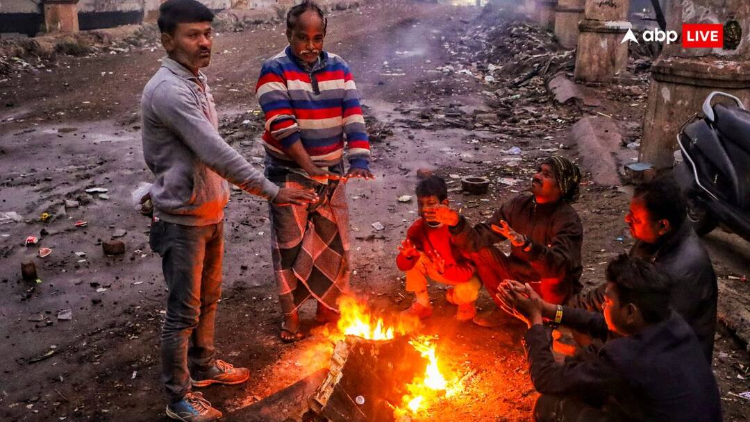 Weather Forecast: यूपी और दिल्ली को लेकर मौसम विभाग की चेतावनी, सर्द हवाएं बढ़ेंगी...गिरेगा पारा, जानें उत्तर भारत में कब तक पड़ेगी ठंड Aaj ka mausam barish barfbari 14 january Weather Update Delhi UP Bihar Rajasthan weather forecast Cold Wave Weather Forecast: यूपी और दिल्ली को लेकर मौसम विभाग की चेतावनी, सर्द हवाएं बढ़ेंगी...गिरेगा पारा, जानें उत्तर भारत में कब तक पड़ेगी ठंड