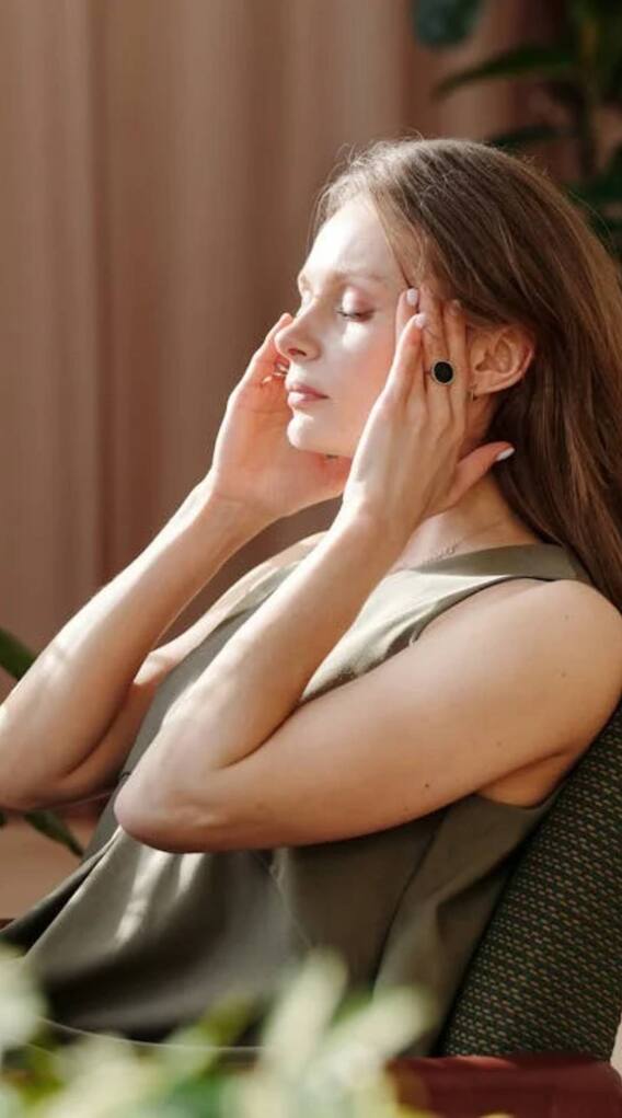 सिर के दांईं ओर क्यों होता है दर्द?