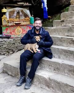 PHOTOS: एक दिन में कितने घंटे मोबाइल चलाते हैं विराट कोहली? जवाब जानकर आप भी लें इंस्पिरेशन